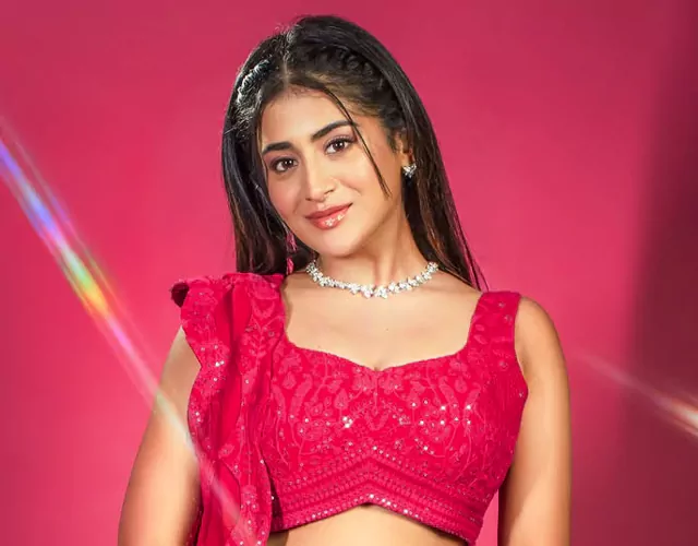 Rashi Singh Pink Dress Pics